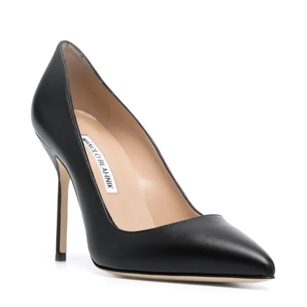 Manolo Blahnik Black Women’s Pumps Heels 36.5 6.5 EUC